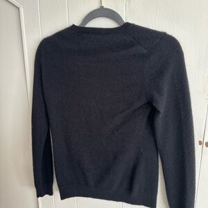 Elegant Cashmere Black Women's Crew Neck Sweater